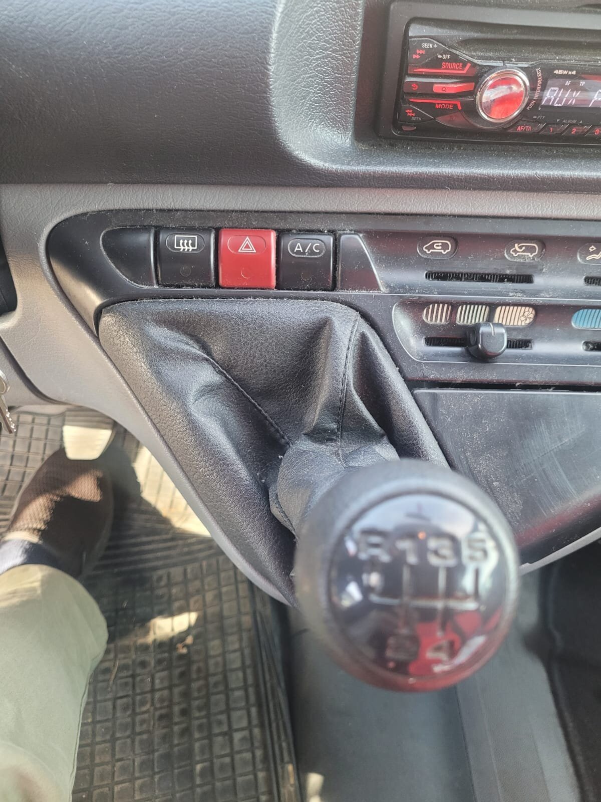 Peugeot Expert 2.0HDI 9PL