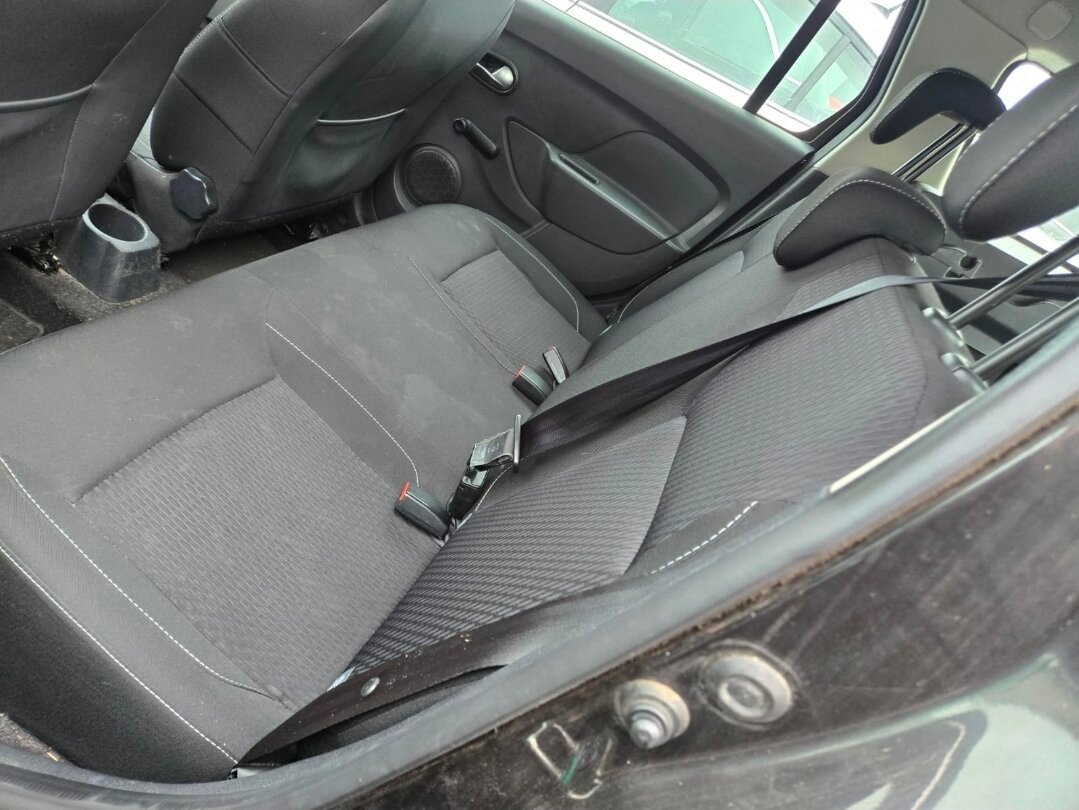 Dacia Logan 1.0i Essence 