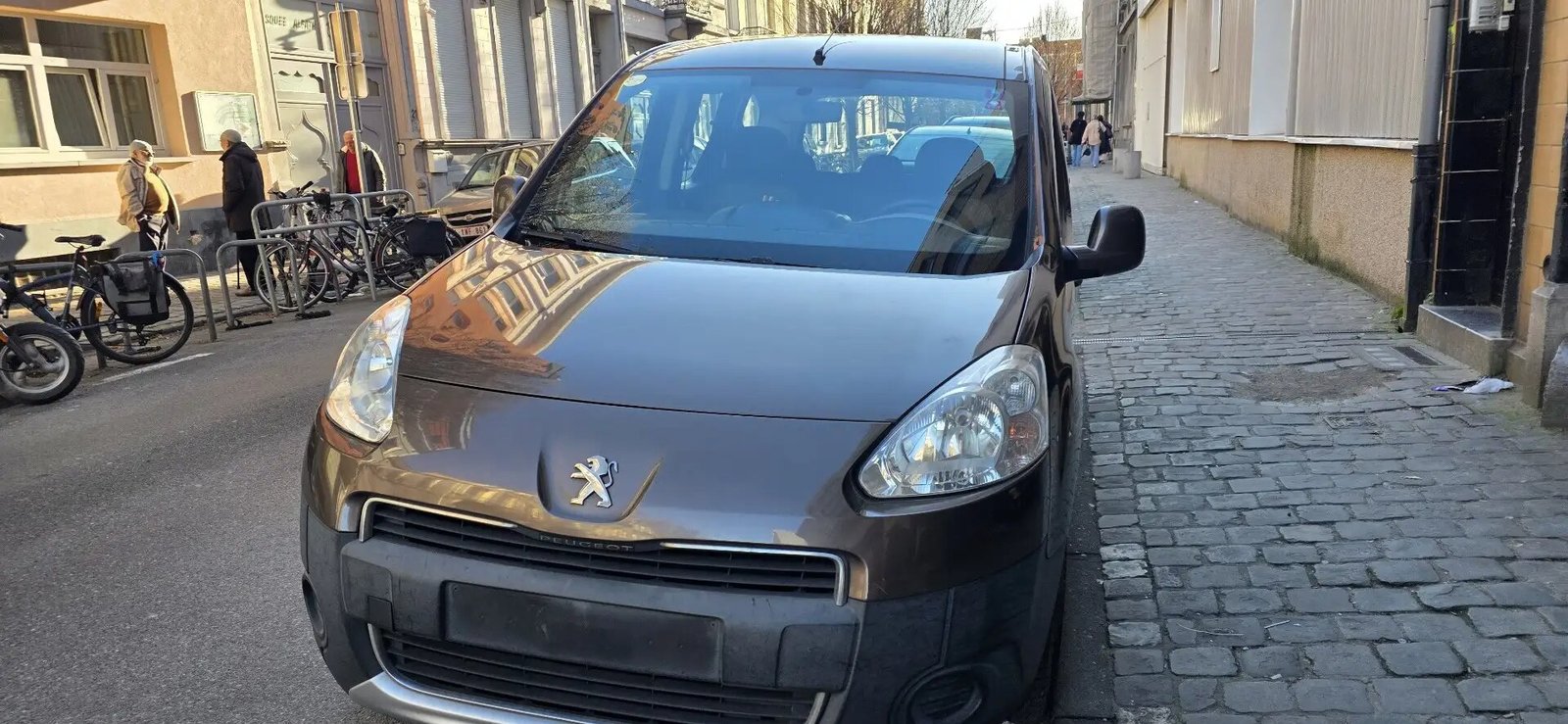 Peugeot Partner 1.6HDI 5-seater