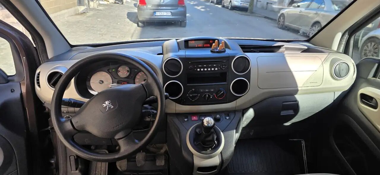 Peugeot Partner 1.6HDI 5-seater