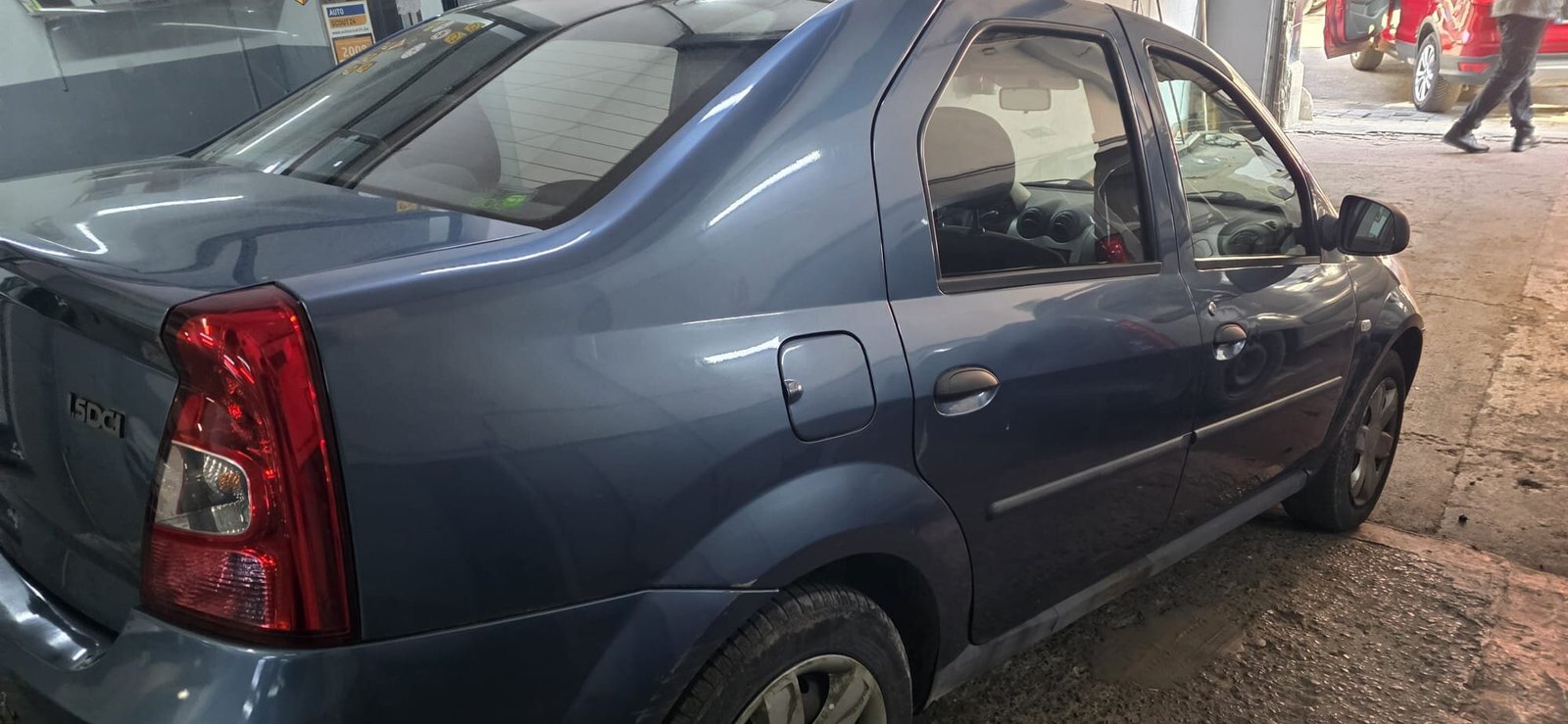 Dacia Logan 1.5dci 2011, 193000KM Climatisation